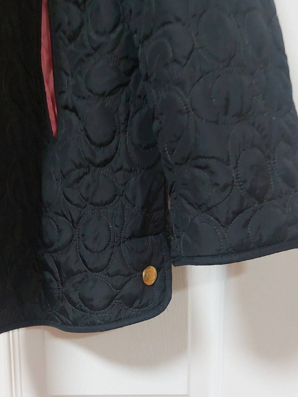 Coach Black Quilted Puffer Jacket with Pink Lining. Size L - Picture 9 of 13